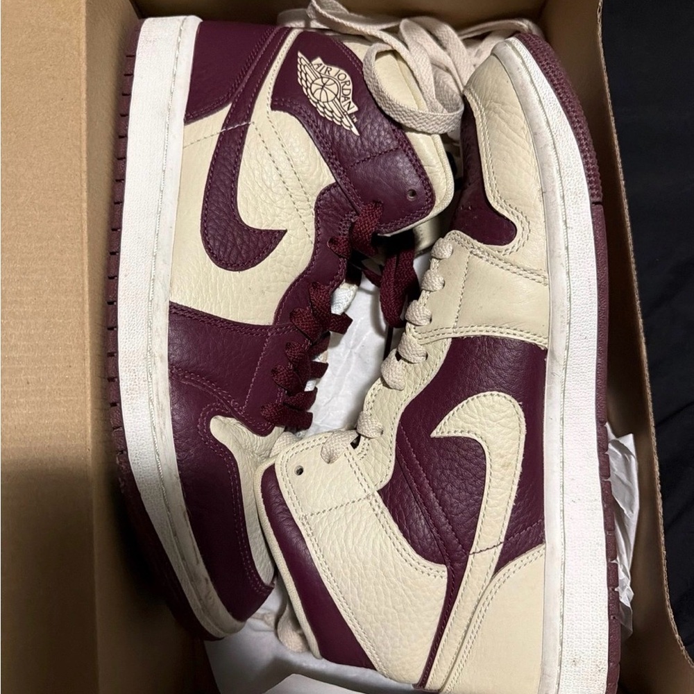 Jordan 1 two tone